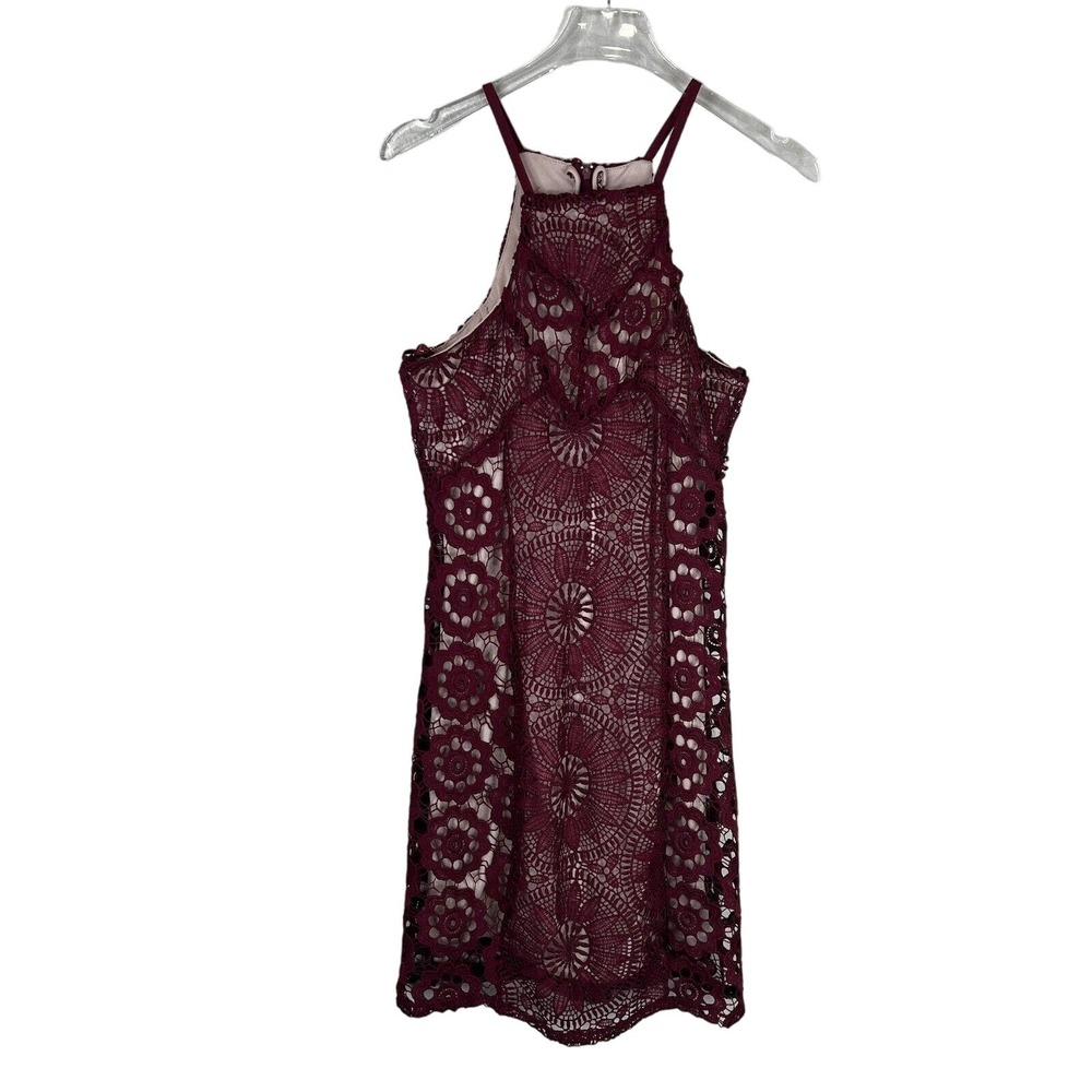 NWT Francesca's Women's Caylee Lace Crochet Fitted Halter Dress Burgundy Size XS